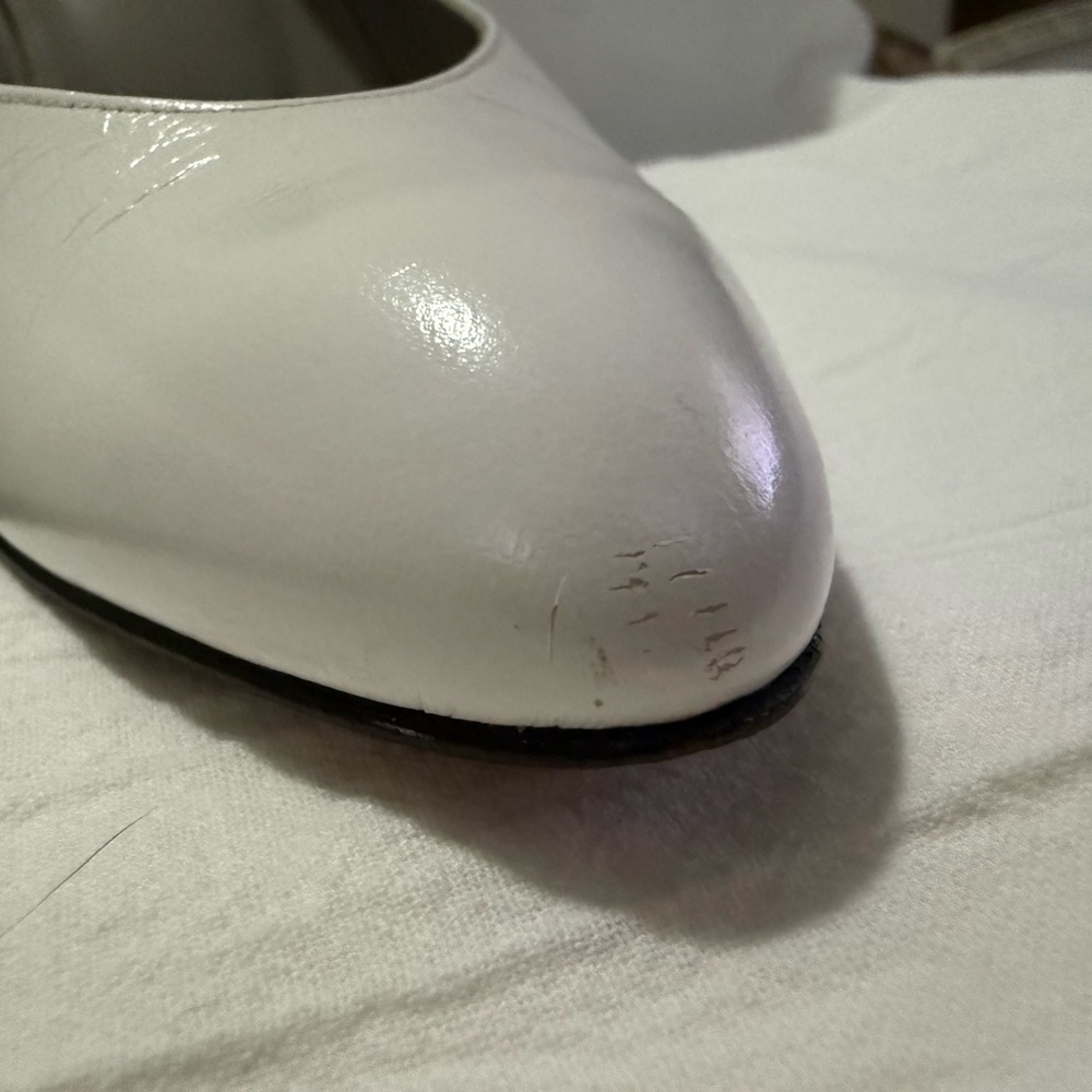 Dior Vintage Classic White Heels - Picture 2 of 6